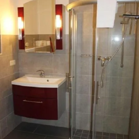 Apartment Royal Greetings - Maisonette Im Dg Der Royal *
